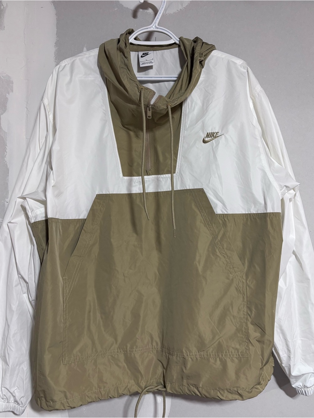 Nike Men’s Pullover Windbreaker Anorak